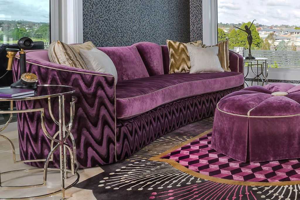 диван в стиле ар-деко
