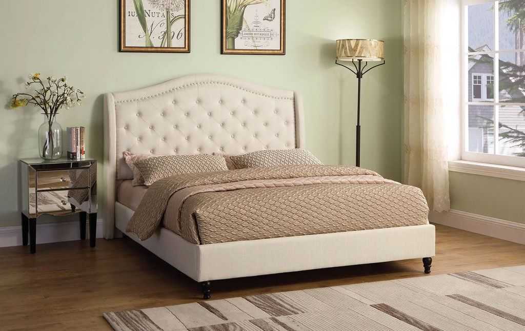 Дорогая кровать