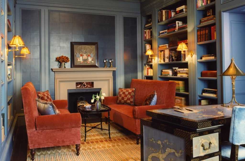 уютные диваны в библиотеке