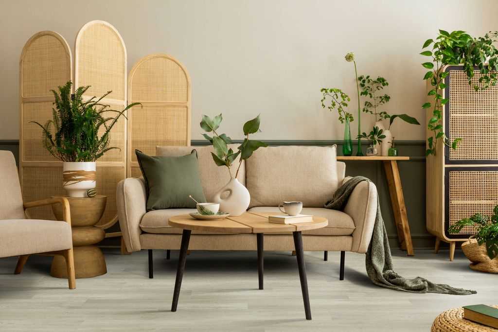 диван в экостиле