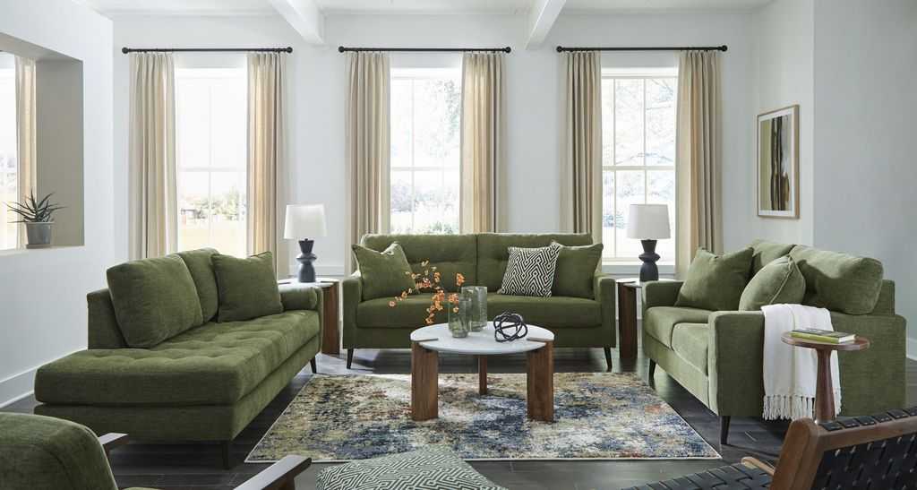 мягкая мебель оливкового цвета