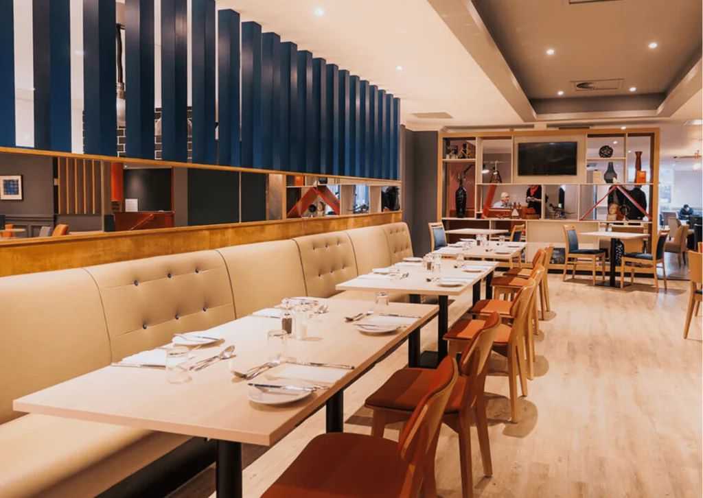 Индивидуальная мебель на заказ для кафе